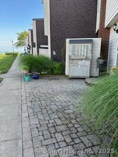 175 W Walk Unit 175, West Haven, CT 06516 - exterior space