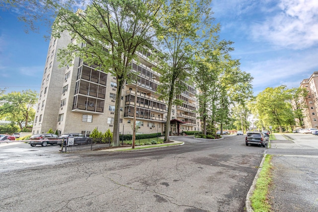 80 Cartright St Unit Gc, Bridgeport, CT 06604 - view of apartment building / complex
