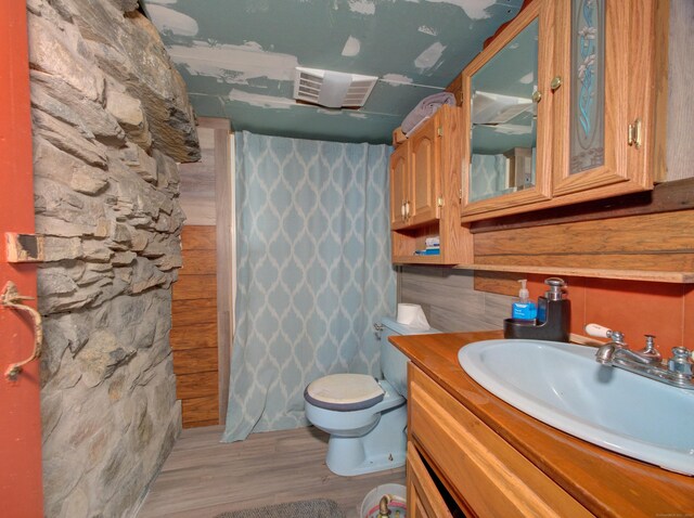 291 Cossaduck Hill Rd, North Stonington, CT 06359 - bathroom featuring vanity, wood finished floors, and curtained shower