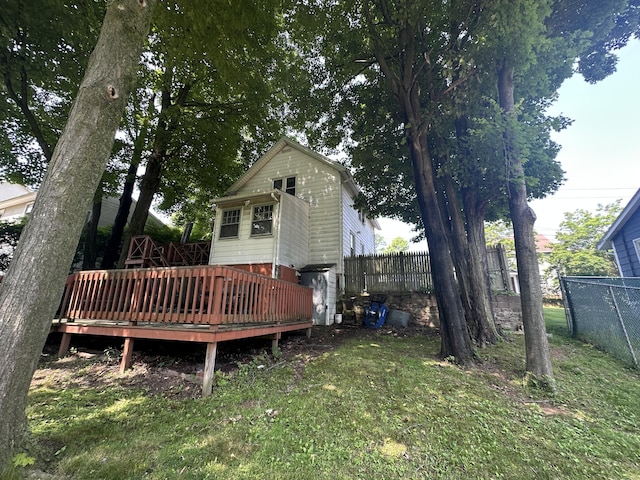 813 Russell St, New Haven, CT 06513 - rear view of property with a wooden deck