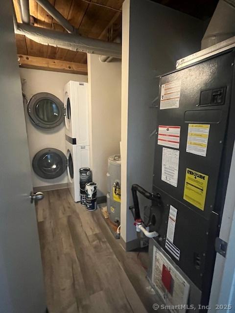 68 Thermos Ave Unit 206B, Norwich, CT 06360 - utilities featuring washer / clothes dryer and heating unit