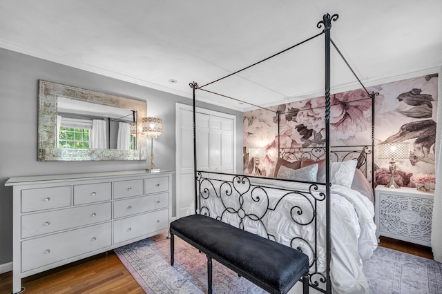 31 Country Way, Madison, CT 06443 - bedroom featuring crown molding and wood finished floors
