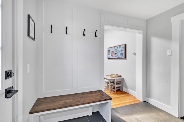 946 Wilcoxson Ave, Stratford, CT 06614 - mudroom featuring tile patterned floors and baseboards