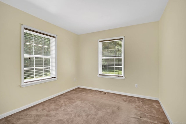 125 E Old Route 6, Hampton, CT 06247 - empty room with carpet