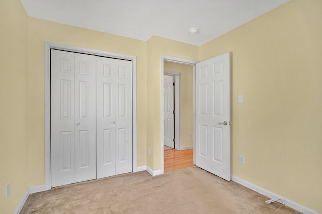 125 E Old Route 6, Hampton, CT 06247 - unfurnished bedroom featuring carpet flooring and a closet