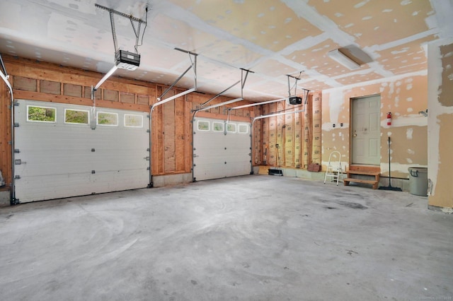 125 E Old Route 6, Hampton, CT 06247 - garage featuring a garage door opener