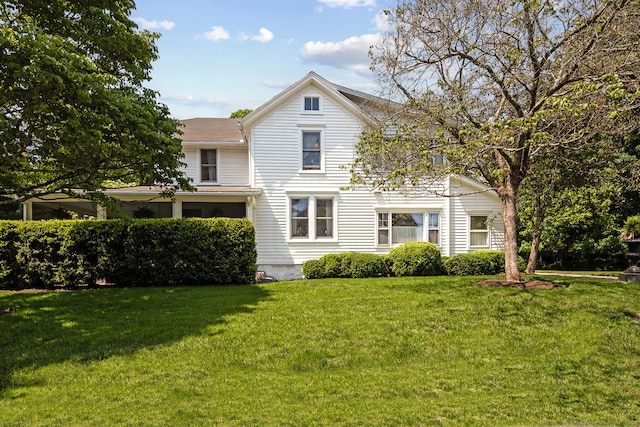 7 Morningside Ln, Westport, CT 06880 - view of front of home featuring a front lawn