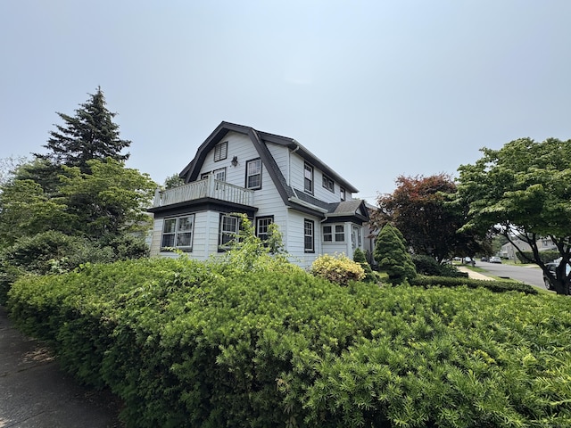 5 Lindsley Pl, Stratford, CT 06615 - view of side of property with a balcony