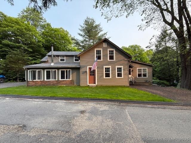 60 Pomperaug Rd, Woodbury, CT 06798 - view of front of house with asphalt driveway and a front yard