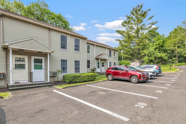 20 Oakland Ave Apt 3B, Danbury, CT 06810 - view of uncovered parking lot