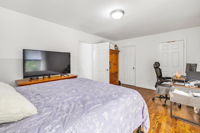 20 Oakland Ave Apt 3B, Danbury, CT 06810 - bedroom featuring wood finished floors and an office area