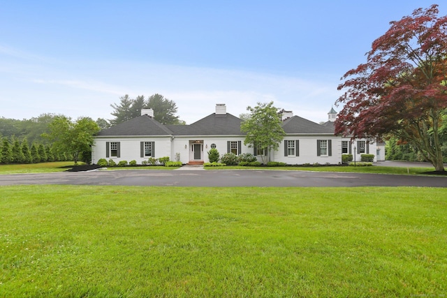 2787 Redding Rd, Fairfield, CT 06824 - single story home featuring a front lawn