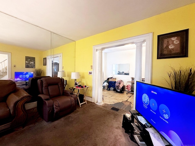 26 Lamberton St, New Haven, CT 06519 - carpeted living room with decorative columns