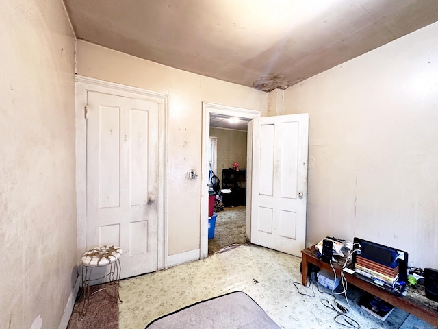 26 Lamberton St, New Haven, CT 06519 - home office featuring baseboards