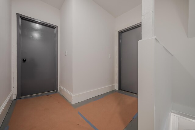156 Waterville St, Waterbury, CT 06710 - foyer with baseboards