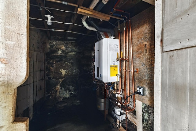 971 New Litchfield St, Torrington, CT 06790 - utilities featuring tankless water heater