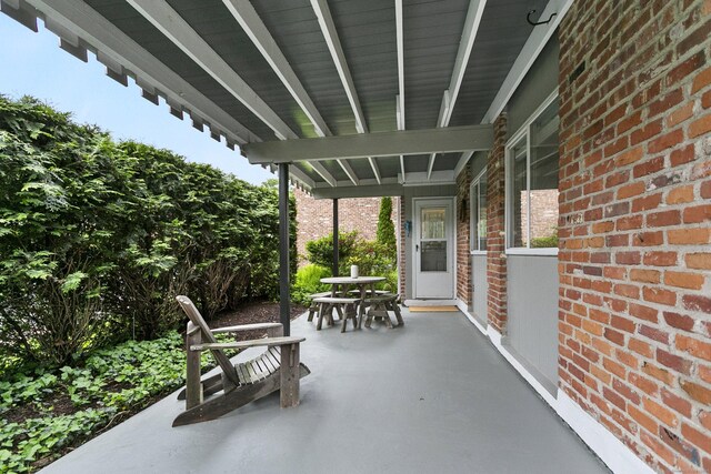 116 Southport Woods Dr, Fairfield, CT 06890 - view of covered porch