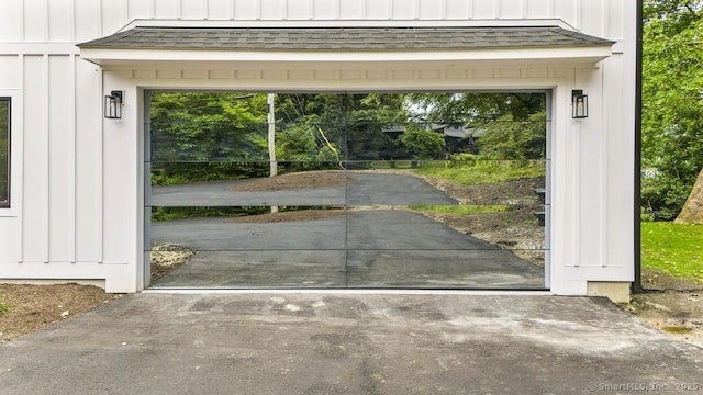 1207 Stillson Rd, Fairfield, CT 06824 - view of garage