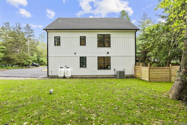 1207 Stillson Rd, Fairfield, CT 06824 - back of house with roof with shingles
