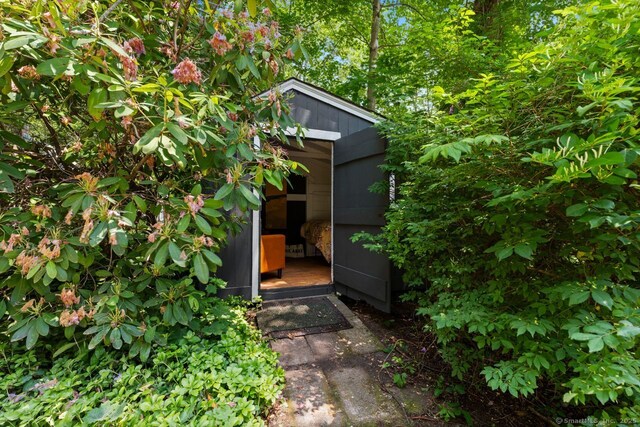 57 River Rd, Clinton, CT 06413 - view of outbuilding