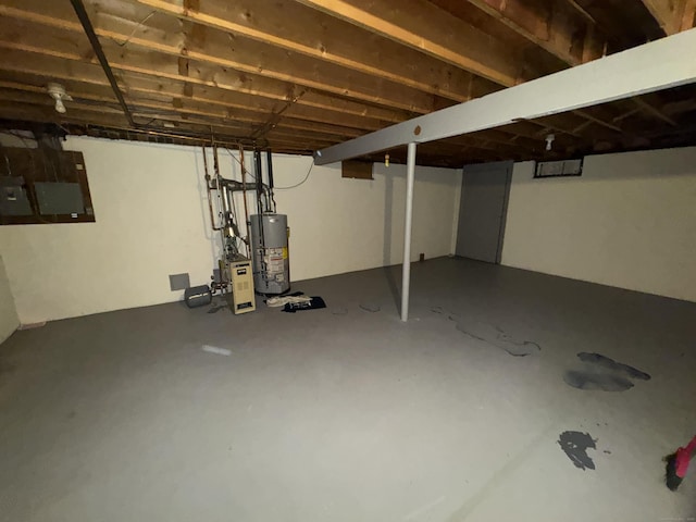 829 Windsor Ave, Windsor, CT 06095 - unfinished below grade area featuring gas water heater