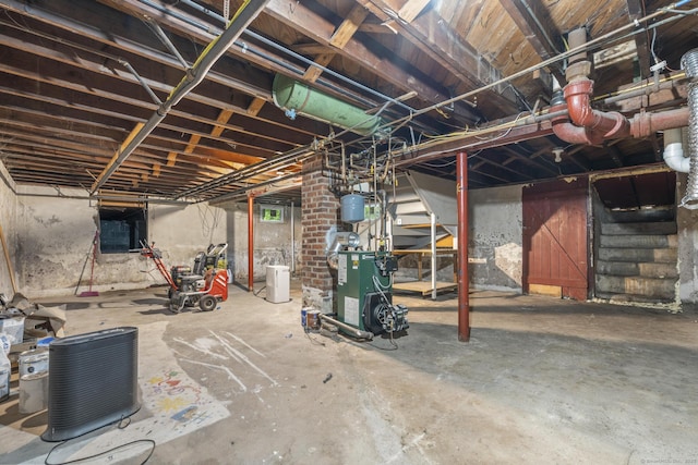 5 Skiff Pkwy, North Haven, CT 06473 - unfinished basement with a heating unit