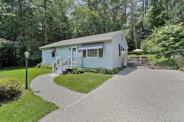 47 Little Bungee Hill Rd, Woodstock, CT 06282 - view of front of home with a gate, driveway, and view of scattered trees