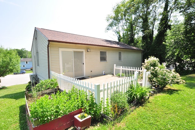 8 Pons Rd, Groton, CT 06355 - back of house featuring a garden