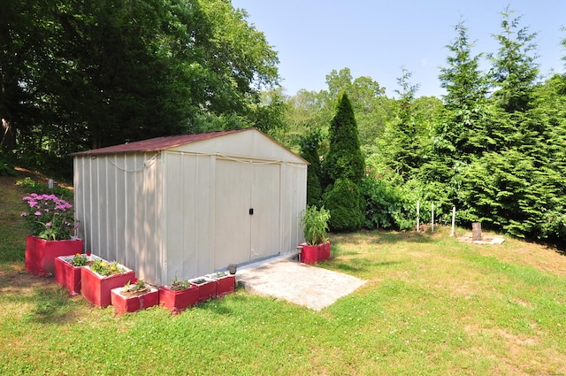 8 Pons Rd, Groton, CT 06355 - view of shed