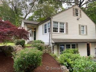 7 White Birch Rd, Wilton, CT 06897 - view of side of home