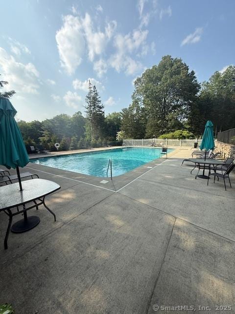 229 Bacon Pond Rd Apt 432, Woodbury, CT 06798 - community pool featuring a patio area