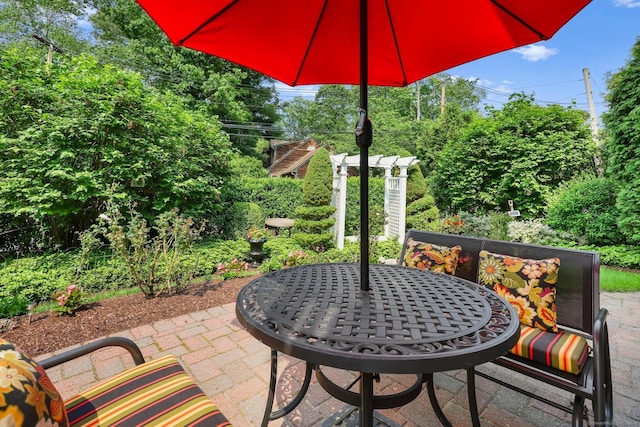 40 Pumpkin Ground Rd, Stratford, CT 06614 - view of patio / terrace with outdoor dining space
