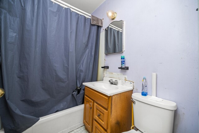 4 Traders Ct, Norwich, CT 06360 - full bathroom with vanity and shower / bath combo