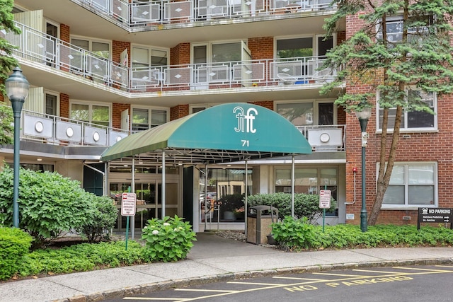 71 Strawberry Hill Ave Apt 1002, Stamford, CT 06902 - view of apartment building / complex