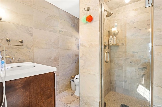 154 Mohawk Dr, West Hartford, CT 06117 - full bath with tile walls, a stall shower, and vanity