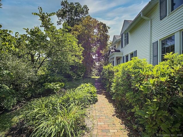 42 Homewood Ave, North Haven, CT 06473 - view of yard