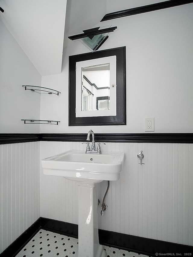 42 Homewood Ave, North Haven, CT 06473 - bathroom featuring a wainscoted wall