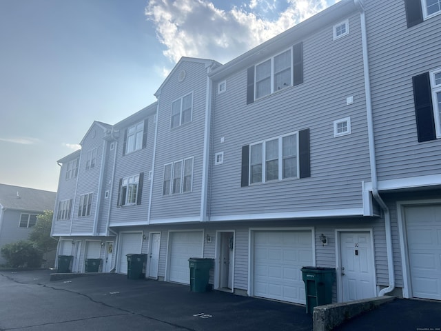 8 Paddock Ln Unit 8, Norwich, CT 06360 - photo 3