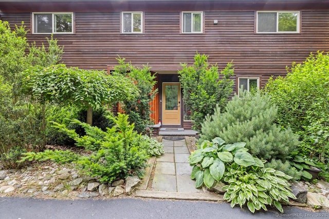 96 Pine Mountain Rd, Ridgefield, CT 06877 - property entrance