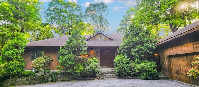 518 Woodbine Rd, Stamford, CT 06903 - photo 1