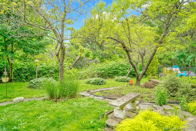 350 S Main St, Naugatuck, CT 06770 - view of grassy yard