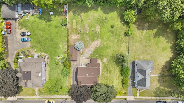 27 Homestead St, Manchester, CT 06042 - drone / aerial view