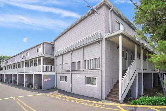 4 Union Ave Apt 30, Norwalk, CT 06851 - view of building exterior with stairway