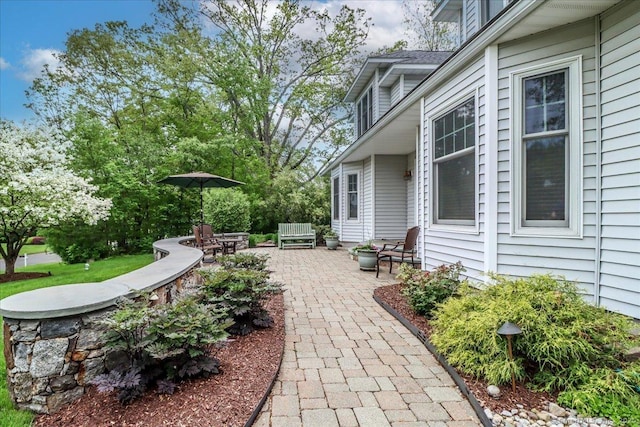 9 Maplewood Dr, Danbury, CT 06811 - view of patio / terrace