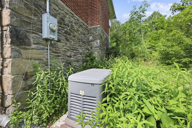 98 Aetna Ave, Torrington, CT 06790 - exterior view of stone siding and brick siding