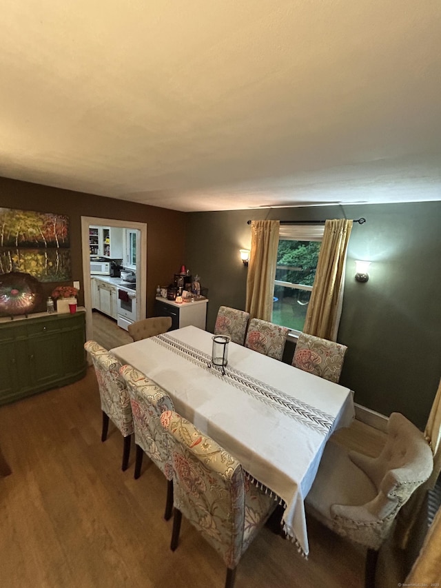 5 Sunnyslope Dr, Middletown, CT 06457 - dining area with wood finished floors