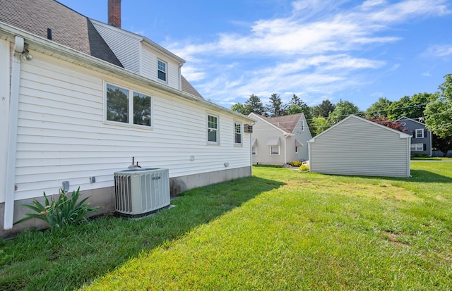 32 Franklin St, Southington, CT 06479 - view of grassy yard