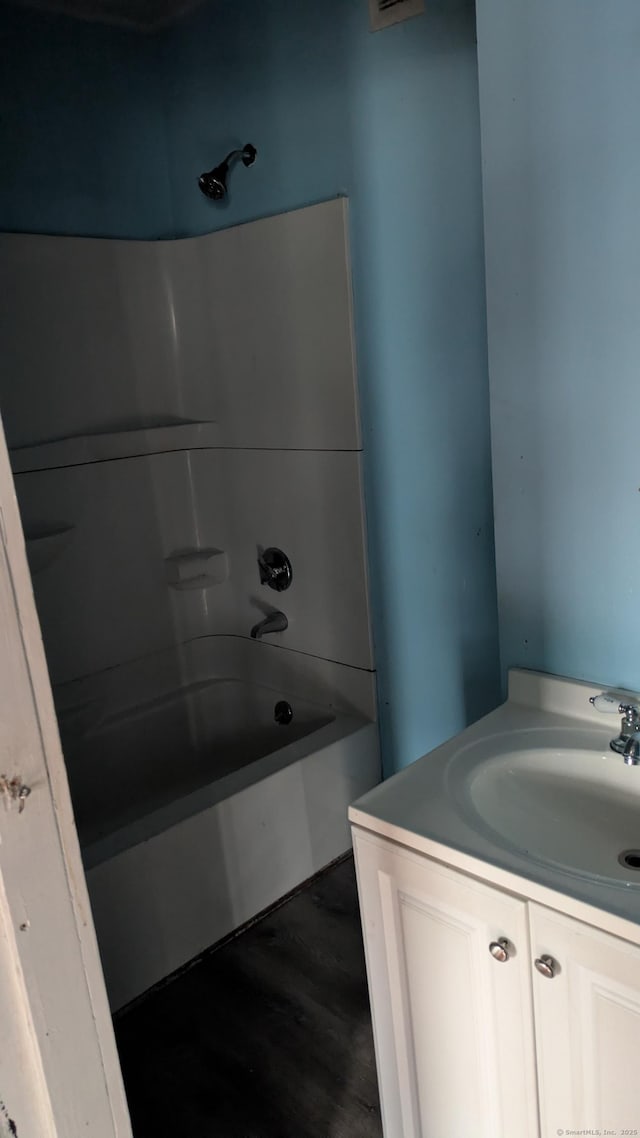 44 Convent Ave, Norwich, CT 06360 - bathroom with vanity and tub / shower combination