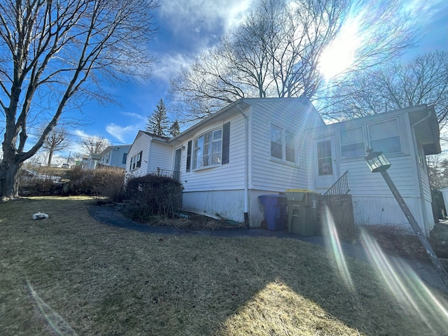 29 Tree Hill Rd, Waterbury, CT 06708 - view of side of home