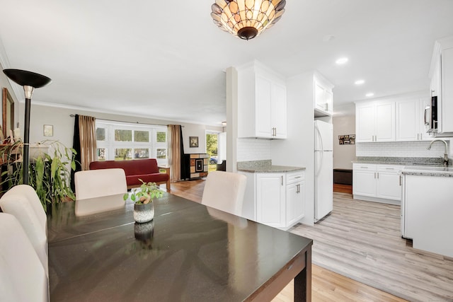 84 Seminole Cir, West Hartford, CT 06117 - photo 6